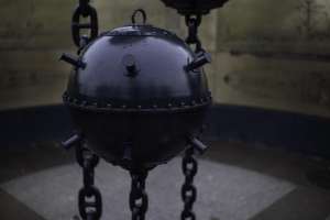 Mină marină descoperită pe plajă la Vadu